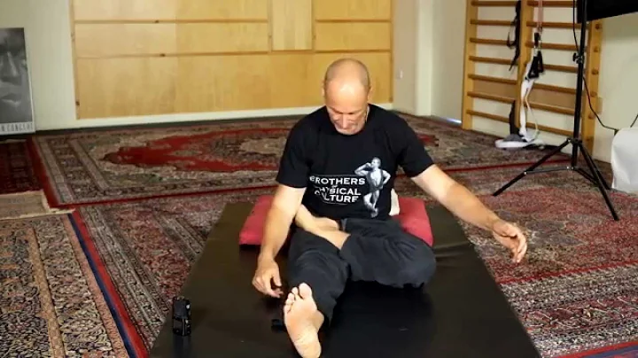 How to sit in full Lotus (Padmasana) | But should you? Includes two tests - DayDayNews