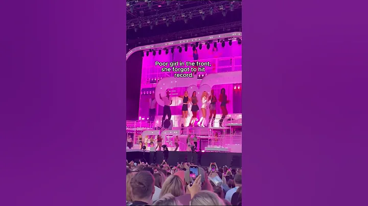 Sabrina Carpenter Slays BST Hyde Park Night2!🔥#sabrinacarpenter#shortnsweet#shorts