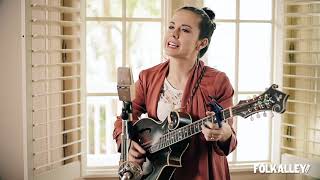 Folk Alley Sessions: Sierra Hull - “Father Time”