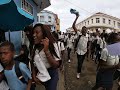 Sao Tomé VLOG 2019: Walking the streets of Sao Tomé and stumbles in to a student´s march.