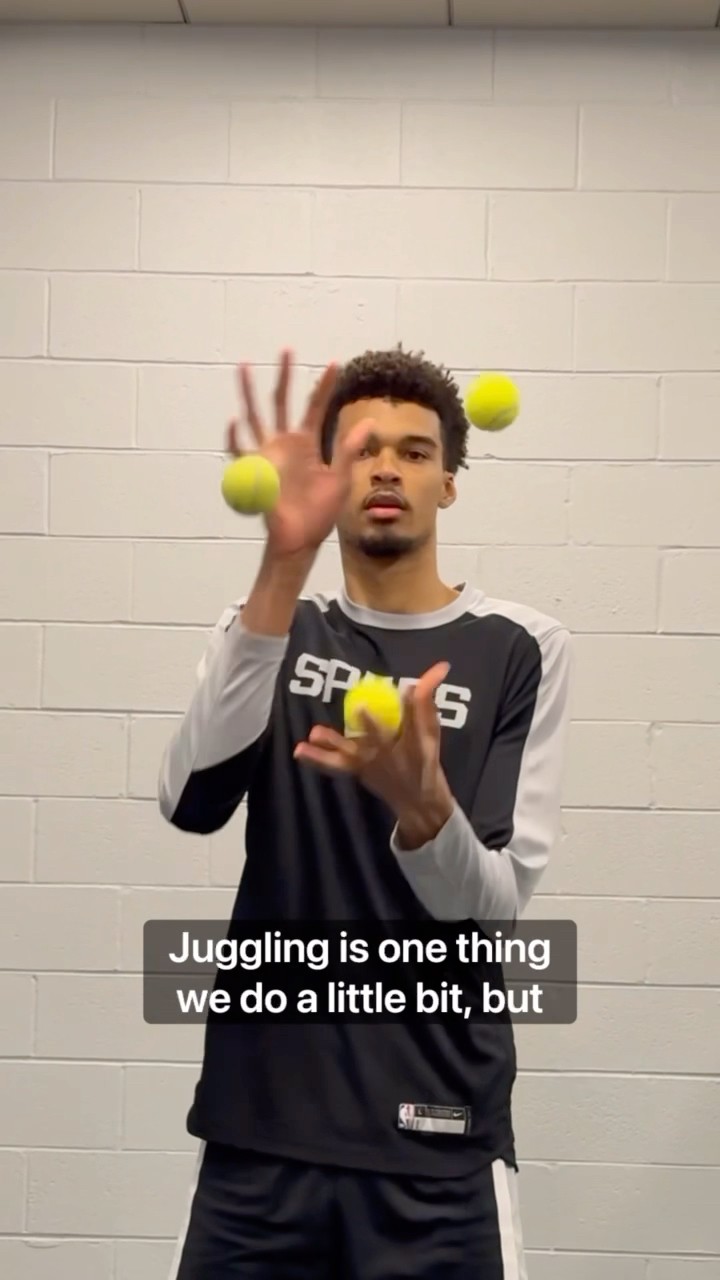How does a player with one of the most unique physiques in the NBA get ready? ? Wemby explains!