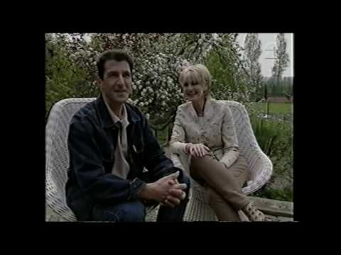 Saskia & Serge over de uitvoering van "Tijd" tijdens ESF 1971 (1998)