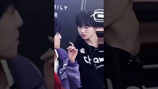 Yang Bowen is so nervous because of you,Zuo Qihan🤭💗 #tffamily #trending #zuoqihan #qiwen #yangbowen