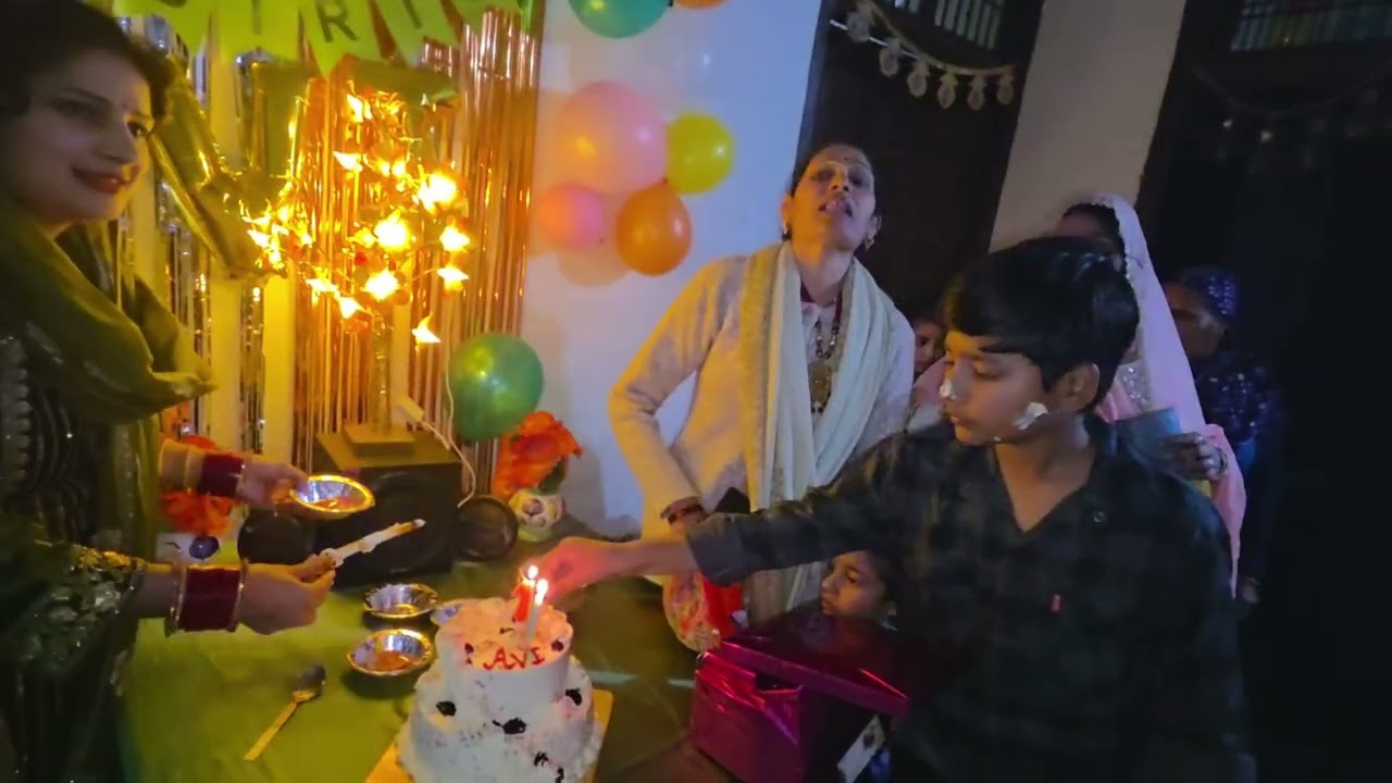 Avi gya chulkana dham kiye shyam baba ke darshan or manaya apna Happy birthday full family ke sath