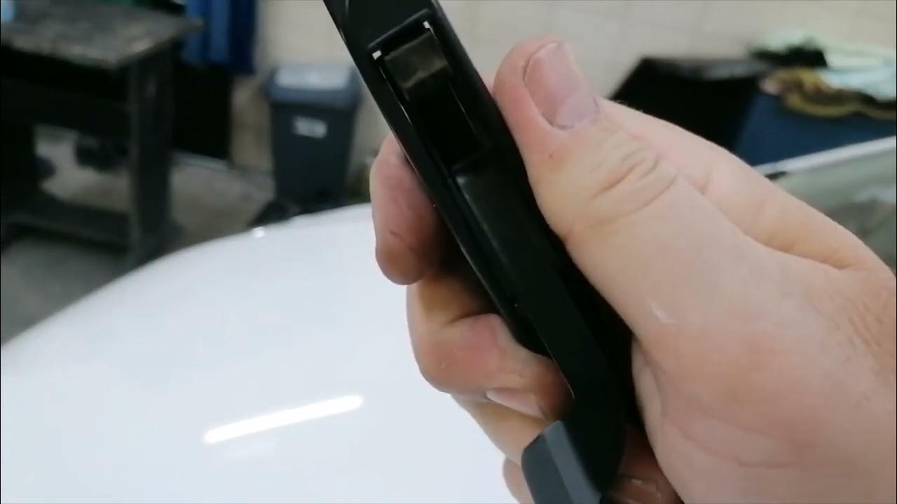 How To Change Wiper Blades Toyota Auris YouTube