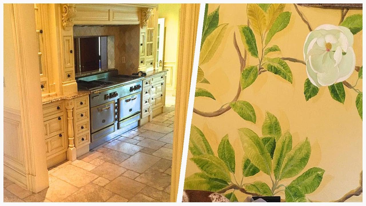 75 Orange Limestone Floor Kitchen Design Ideas You'll Love 🔴