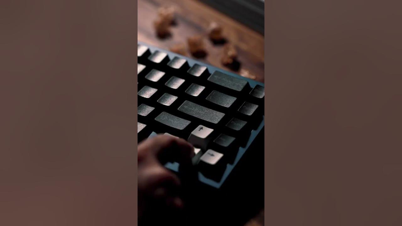 QwertyKeys QK65 R2 Build Quartz v2 Switches YouTube