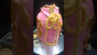 First time making a money ? bag Cake. ? shorts