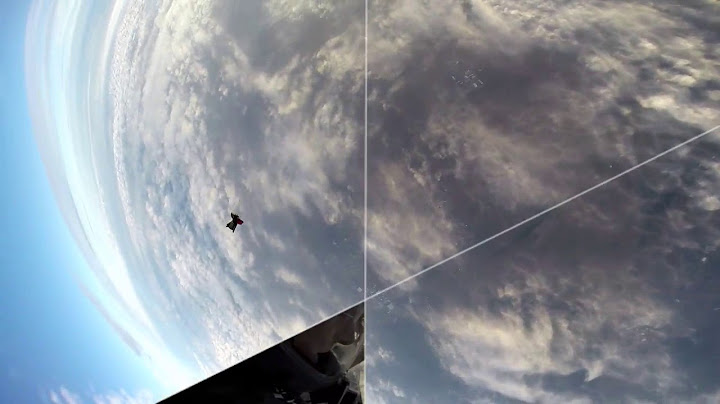 Wingsuit fliegen über den Wolken