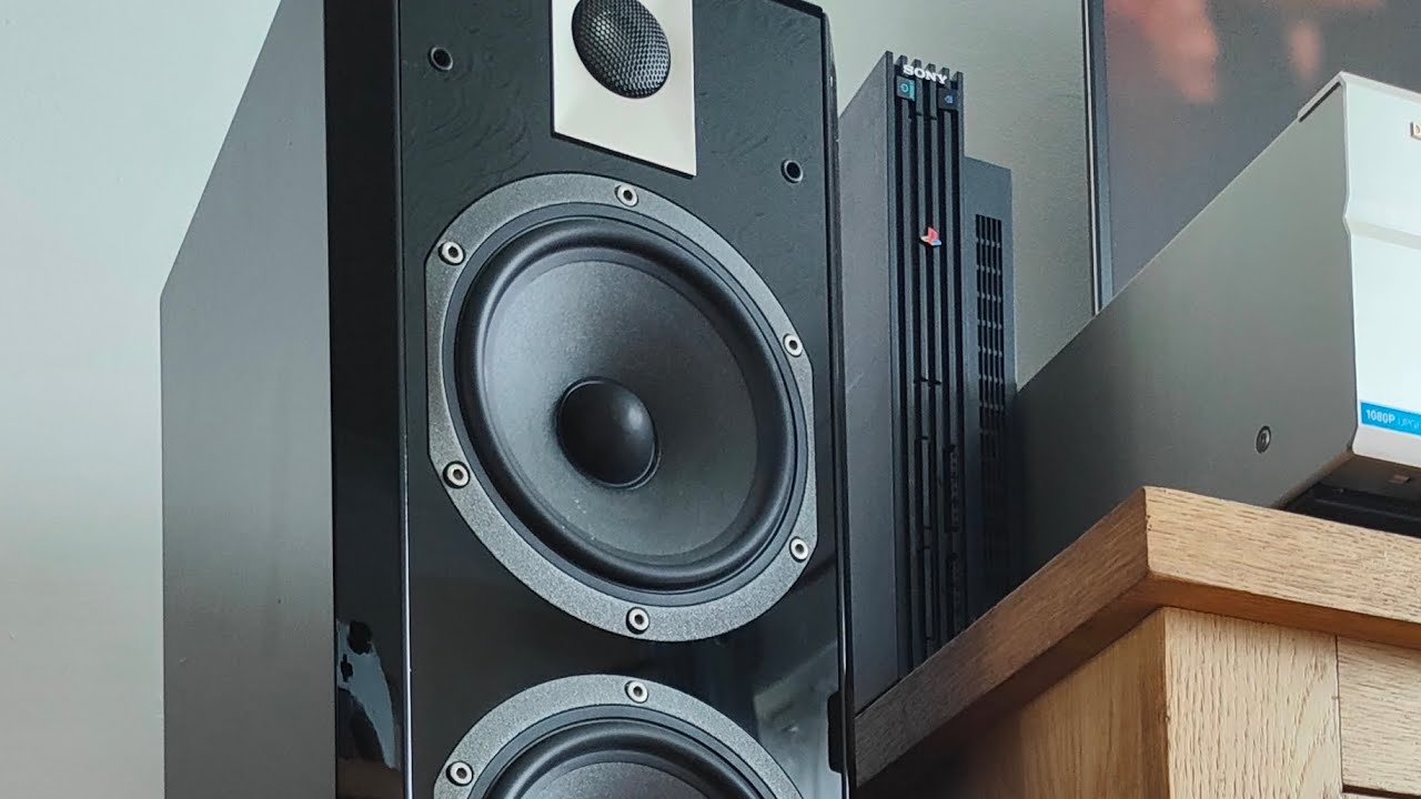 Focal CHORUS 816V FLOOR STANDING SPEAKERS