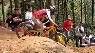 Indonesian Downhill 2022  Final Run Umbaran Bikepark Rock Garden section screenshot 5