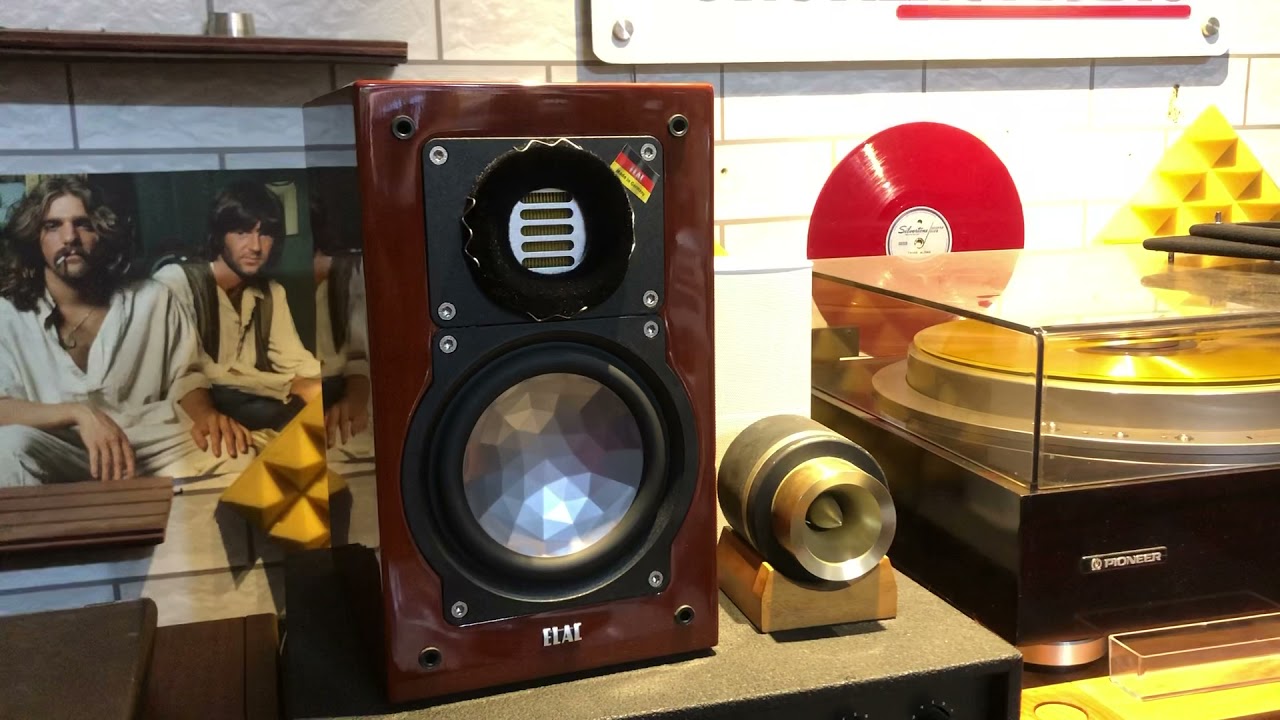 Testing Elac BS 243 Limited Edition + Accuphase C 200v P 300v