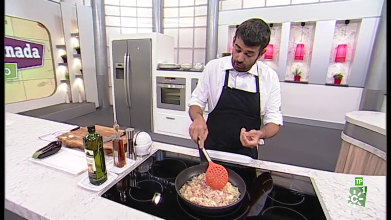 Cómetelo | Regañá gratinada con berenjenas y queso