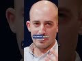 Francesco Costa e Shy: i giornalisti non possono avere sponsor