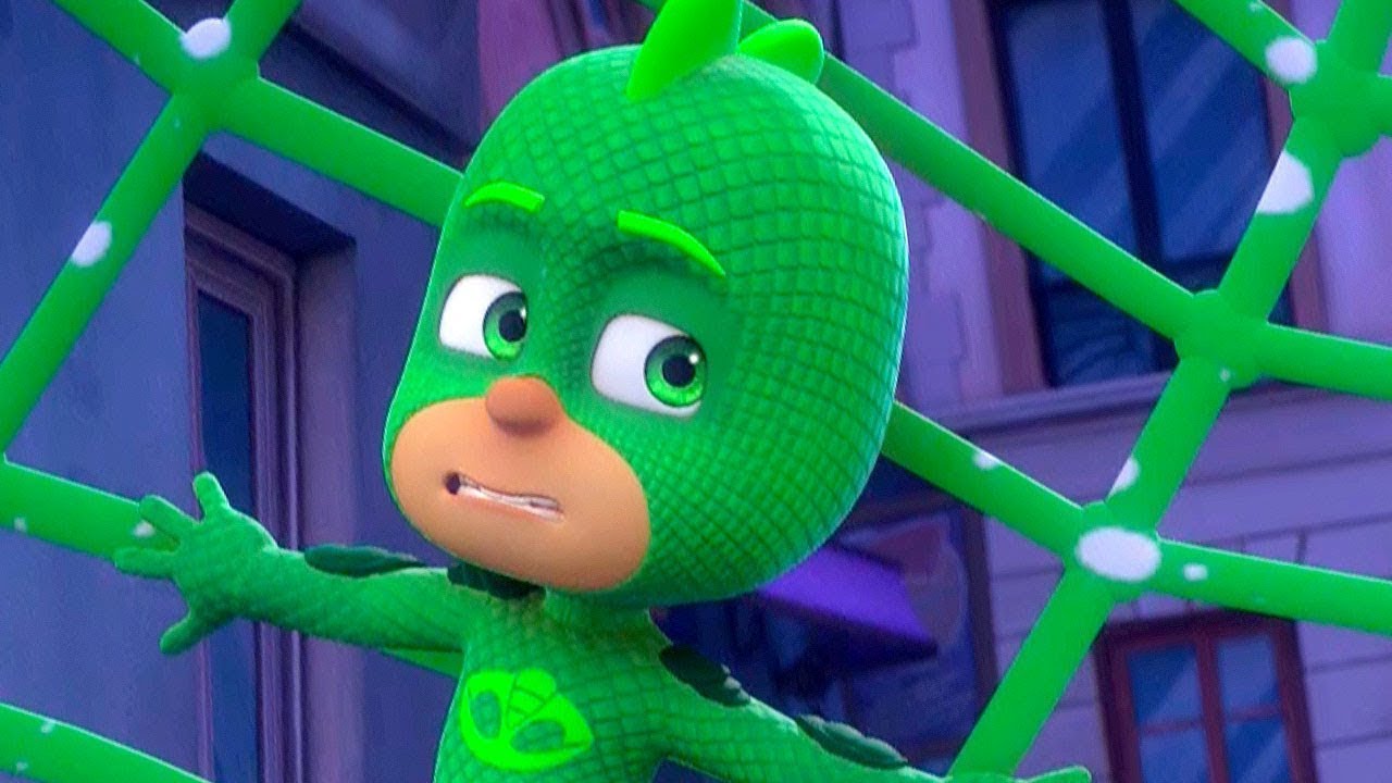 PJ Masks em Português | O MENINO GATO E O ESTILINGUE DE GRUDE GRUDENTO