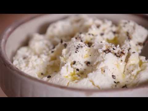 How To Make Buttermilk-Ricotta Cheese Dip | Southern Living