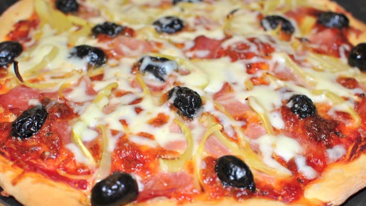 Reteta Pizza Cu Sunca Ardei Si Masline Reteta Blat Subtire Si