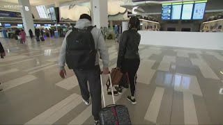 Do the new CDC travel guidelines let vaccinated people travel?
