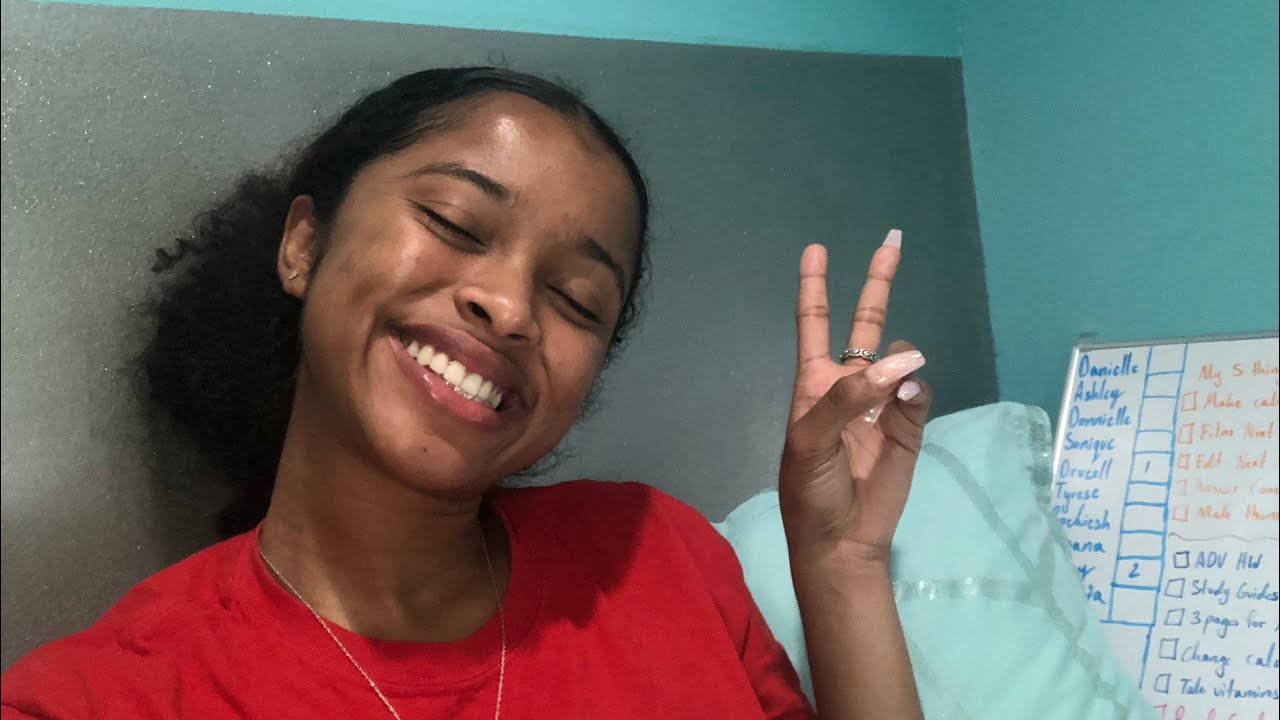 Vlogmas Day 5: How does this thing work?