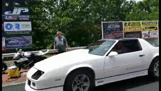 86 IROC Z28 vs a Mustang Boss 302