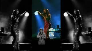 Ани Лорак — «Материк» (LIVE @ Юбилейное шоу в БКЗ «Октябрьский», Санкт-Петербург, 25.10.23)