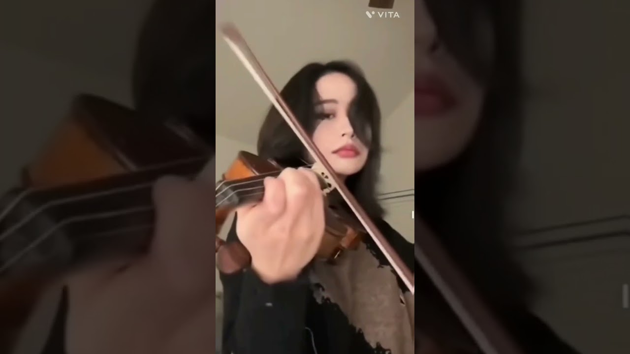 Mockingbird-Iris|| She is so talented✨️