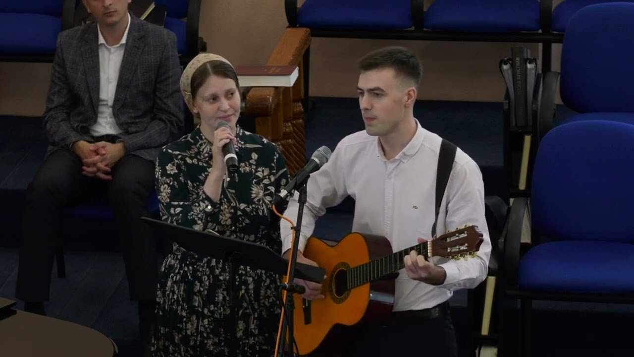 Открывая очи на заре.