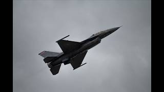 I'm live from the F16 over Syria