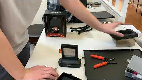 ¡Desempaquetado e Instalación del AMD Ryzen Threadripper 3990X!