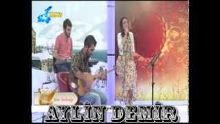 Ayli̇n Demi̇r (Reng Esmere)