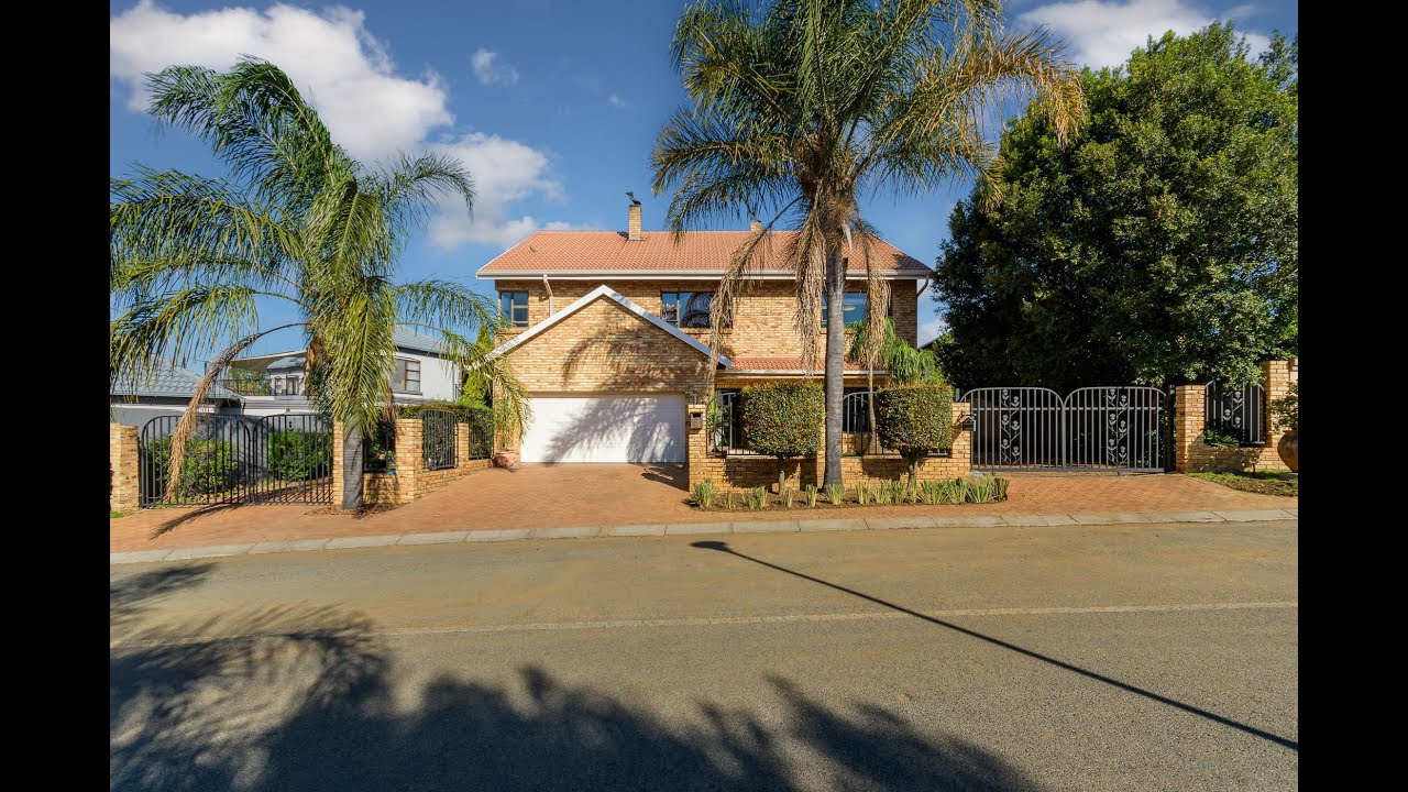 4 bedroom house for sale in Thornhill Estate