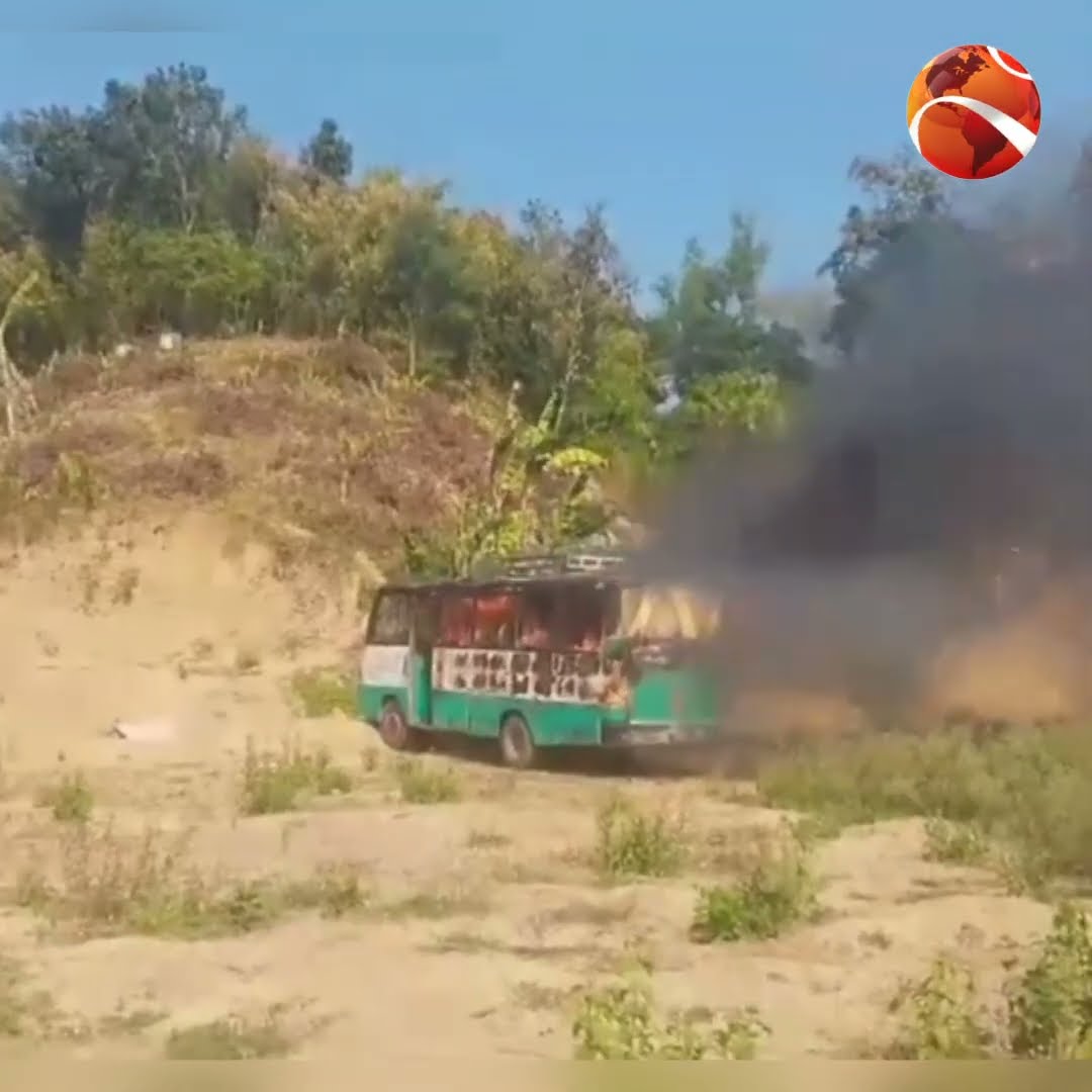 বান্দরবানে শিশু নিহতের প্রতিবাদে বাস জ্বালাল জনতা  #shorts #channel24
