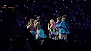 LE SSERAFIM - 르세라핌 - Blue Flame live in Amsterdam