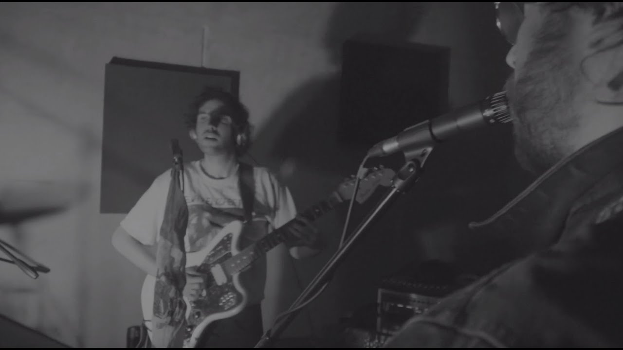 Supersilverhaze - Mugre, Pelos, Sangre, Muerte (En Vivo)