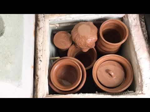 Video: Kako Peći Glinene Proizvode