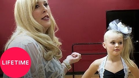 Dance Moms: Jessalynn Steals the Script (S5, E5) | Lifetime