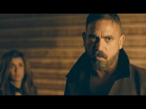 أضع السماعات اسمع اغنيه الغول المغربيه في فيلم كازابلانكا