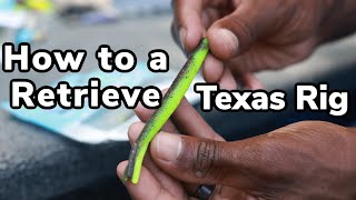 How to Retrieve a Texas Rigged Soft Plastic Worm screenshot 4