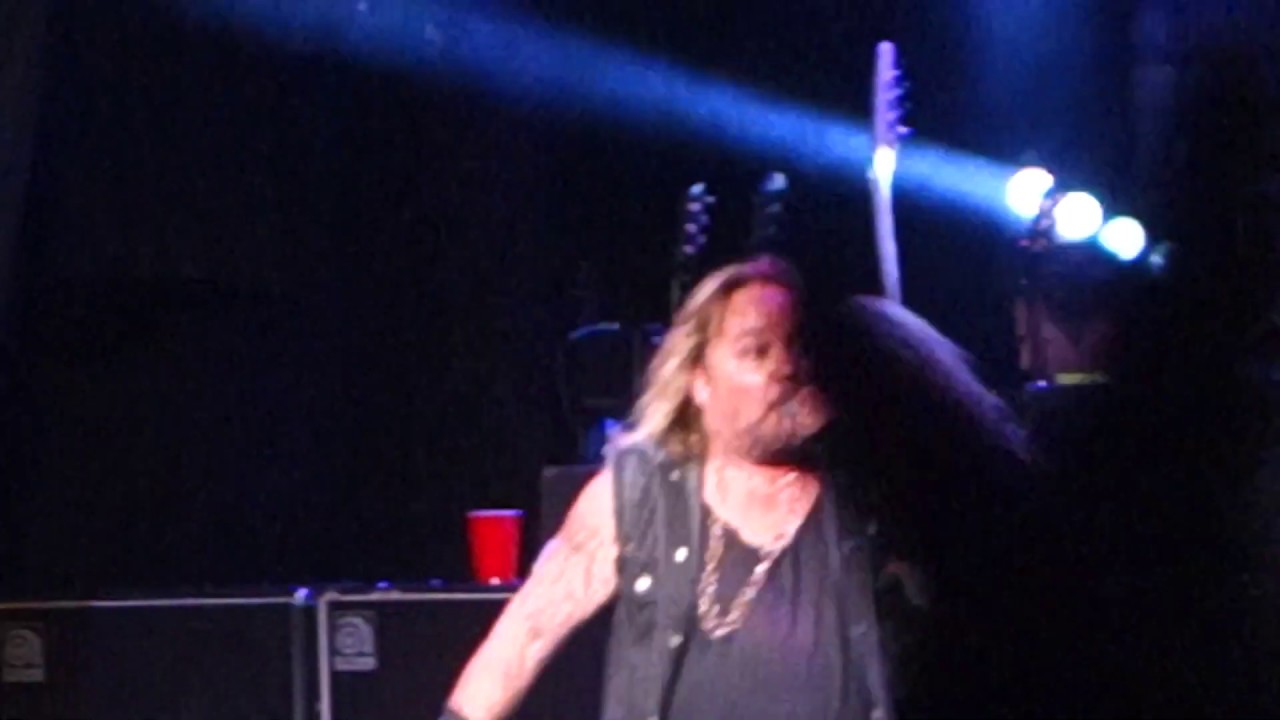 camera iphone 8 plus apk VInce Neil Canyon Club 4/2019