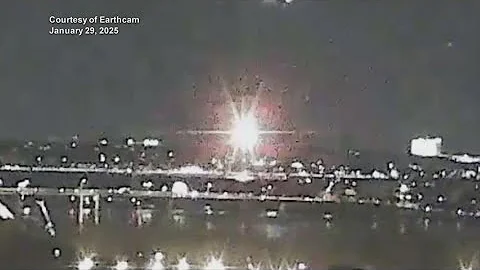 Family of a Washington plane crash victim sues the FAA, Army and American Airlines