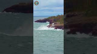 Mesmerizing Waves & Golden Fall Colors at Tettegouche State Park!