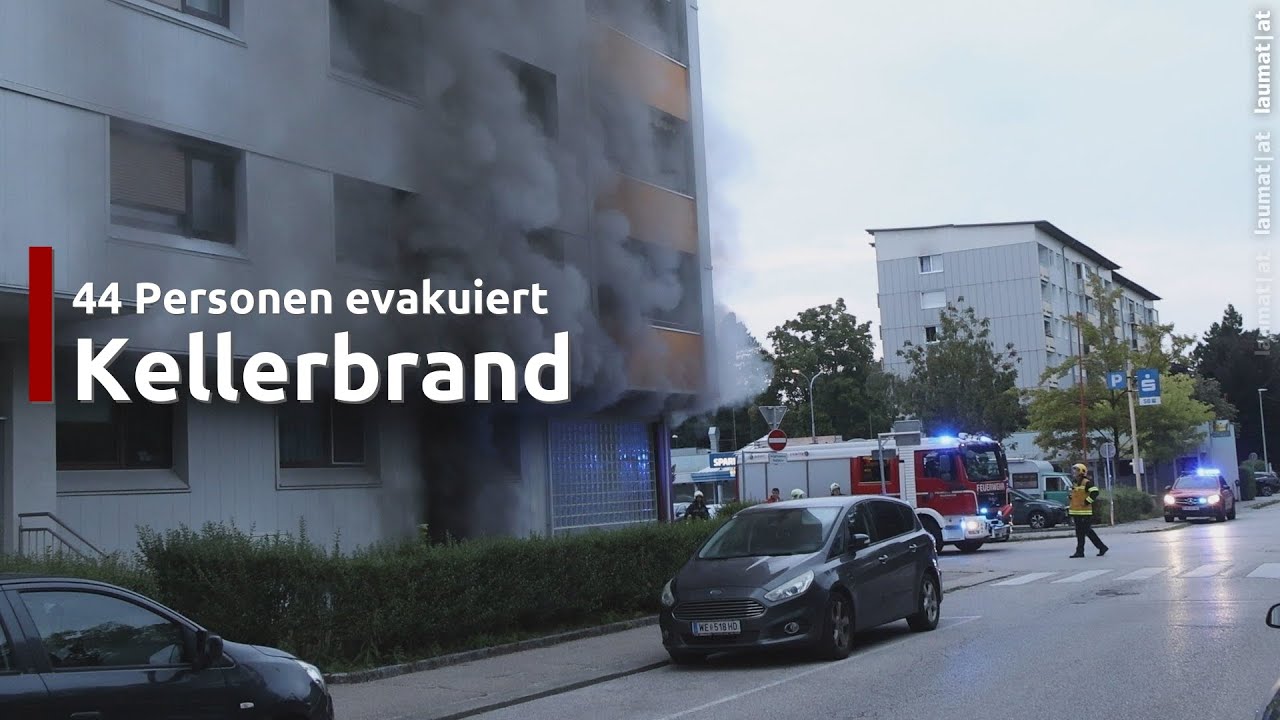44 Personen evakuiert: Wieder größerer Einsatz bei Kellerbrand in einem Hochhaus in Wels-Lichtenegg