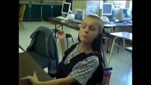 Kevin using his Tobii C12 at school mp4