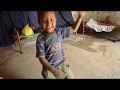 طفل سوداني صعق الحكام والجمهور بصوته و رقصه 