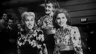 Andrews Sisters - Gettin&#39; Corns for My Country