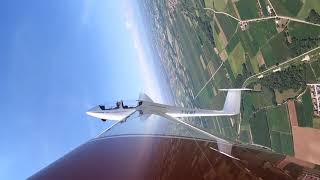 ASK 21 Glider Looping