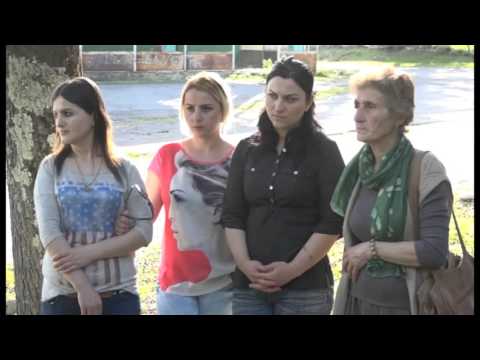 აქცია ახალსოფელში - მოსახლეობა საკანალიზაციო სისტემის მოწესრიგებას ითხოვს