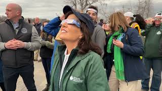 B-ROLL: Governor Hochul Visits Niagara Falls State Park to View Total Solar Eclipse