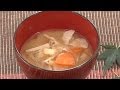 豚汁の作り方✿日本の家庭料理【日本通ＴＶ】 の動画、YouTube動画。