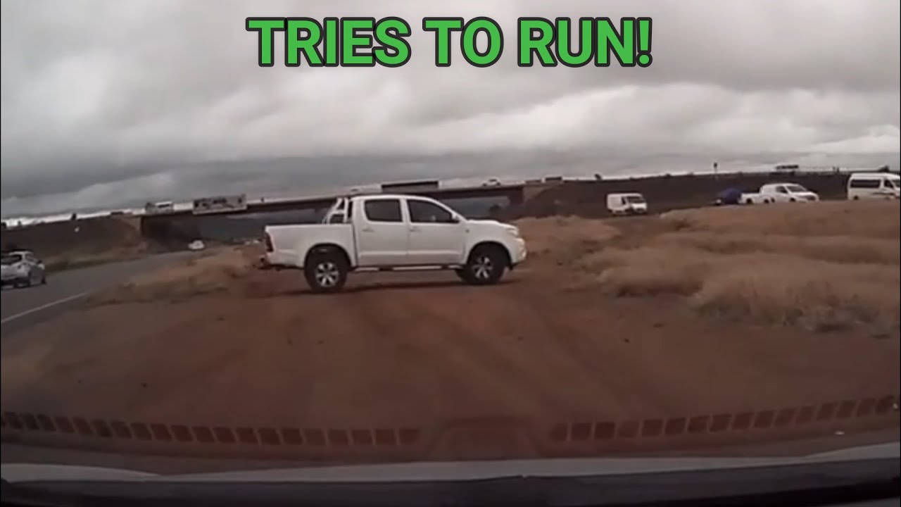 Idiot woman tries to make a U turn from the wrong lane! - YouTube